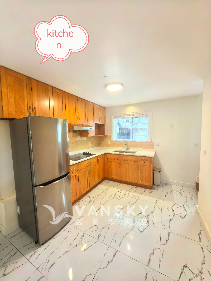 260107010059_kitchen 2.jpg